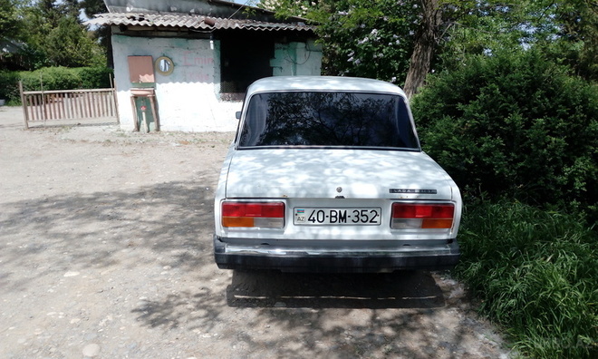 LADA (VAZ) 2107 2001, 333,333 km - 1.6 л - Quba