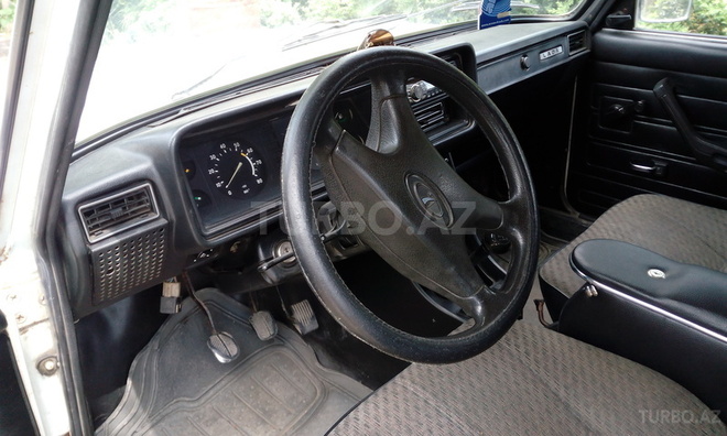 LADA (VAZ) 2107 2001, 333,333 km - 1.6 л - Quba
