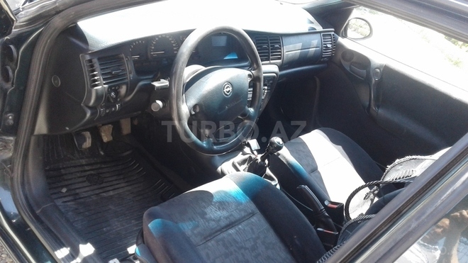 Opel Vectra 1998, 200,000 km - 2.0 l - Bakı