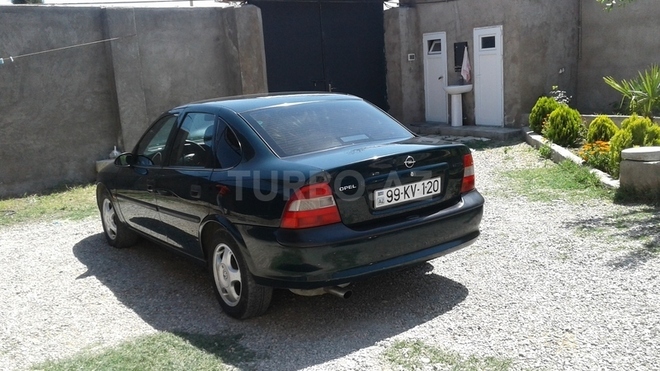 Opel Vectra 1998, 200,000 km - 2.0 l - Bakı