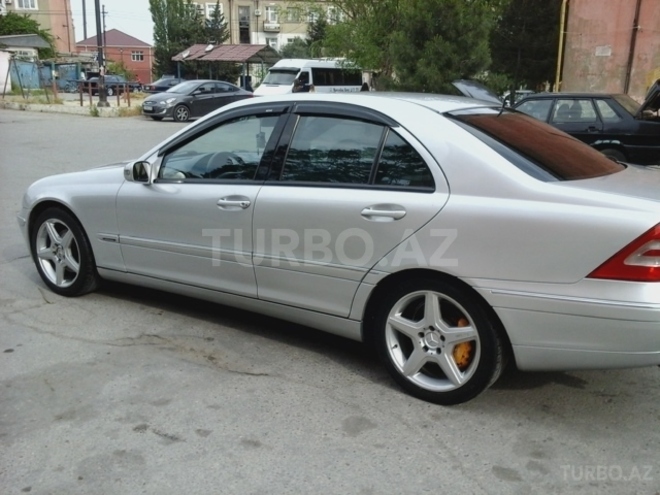 Mercedes C 240 2000, 250,000 km - 2.6 l - Bakı