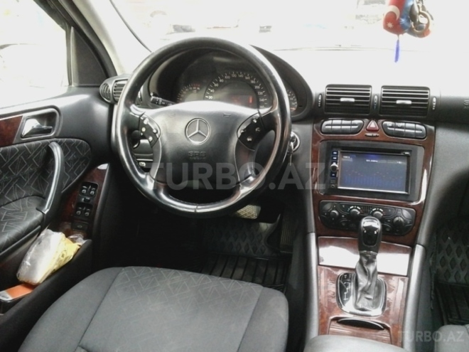 Mercedes C 240 2000, 250,000 km - 2.6 l - Bakı
