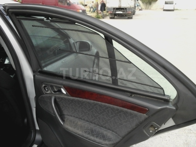 Mercedes C 240 2000, 250,000 km - 2.6 l - Bakı