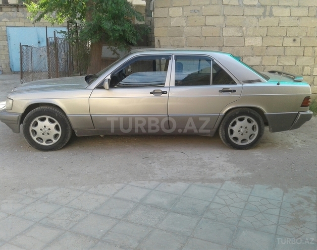 Mercedes 190 1990, 469,000 km - 2.5 l - Xırdalan