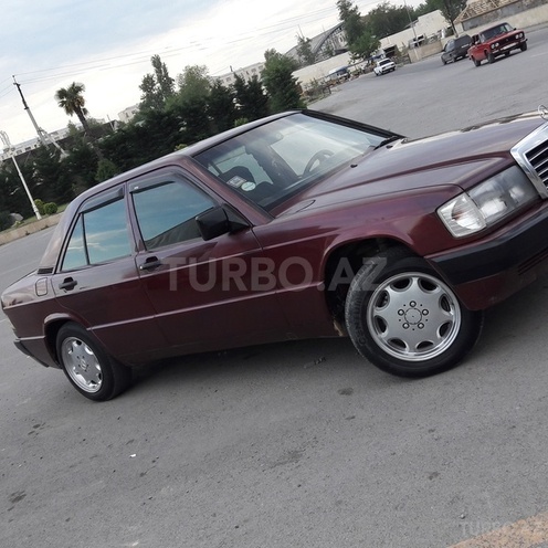Mercedes 190 1992, 155 km - 2.0 л - Bərdə