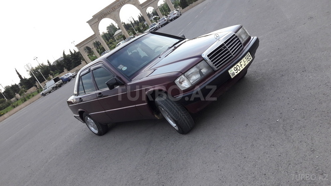 Mercedes 190 1992, 155 km - 2.0 л - Bərdə