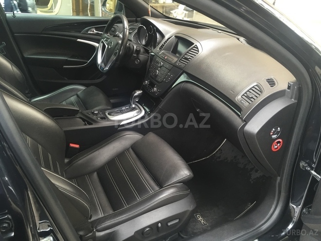 Opel Insignia 2013, 97,000 km - 2.8 l - Bakı