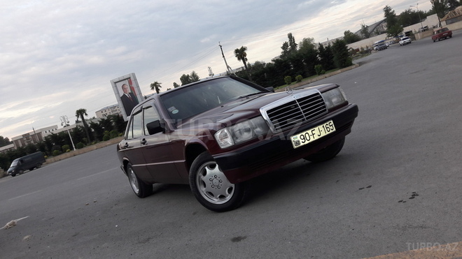 Mercedes 190 1992, 155 km - 2.0 л - Bərdə