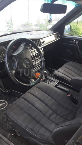 Mercedes 190 1992, 321 km - 1.8 l - Bərdə