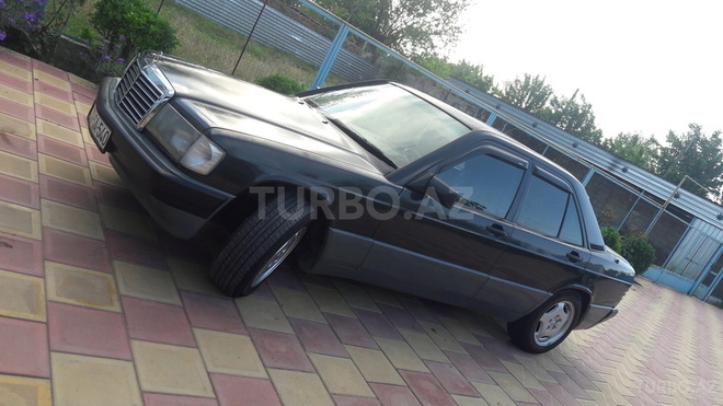 Mercedes 190 1992, 321 km - 1.8 l - Bərdə
