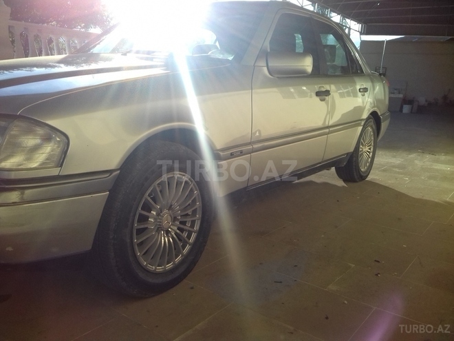 Mercedes C 180 1996, 251,000 km - 1.8 л - Gəncə