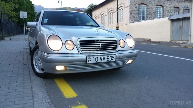 Mercedes E 240 1998, 265,000 km - 2.4 l - Oğuz