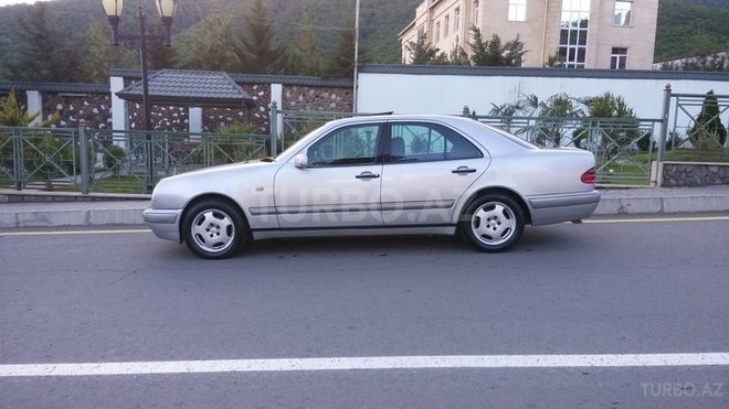 Mercedes E 240 1998, 265,000 km - 2.4 l - Oğuz