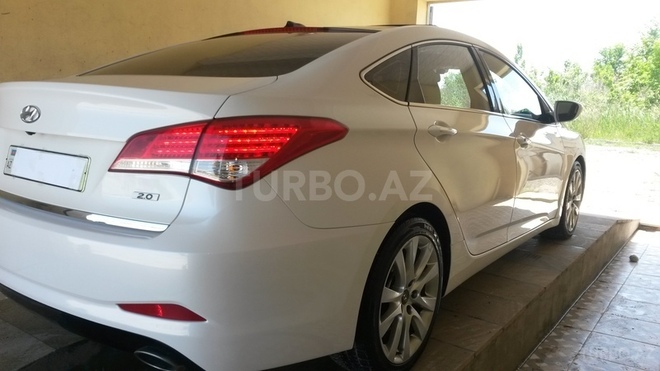 Hyundai i40 2013, 87,500 km - 2.0 l - Bakı