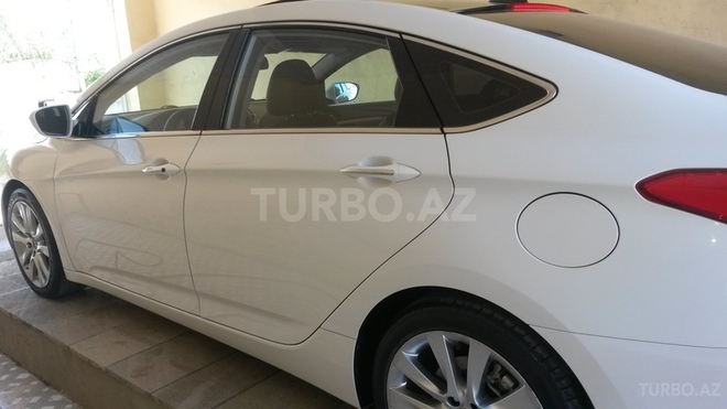 Hyundai i40 2013, 87,500 km - 2.0 l - Bakı