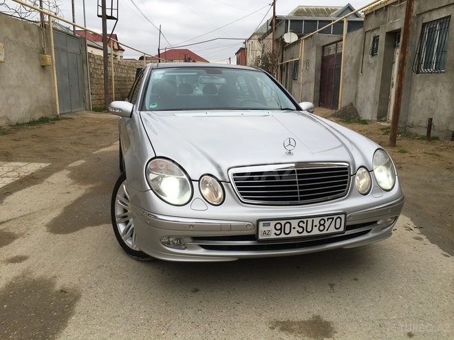 Mercedes E 320 2002, 201,500 km - 3.2 l - Bakı