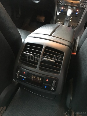 Mercedes E 320 2002, 201,500 km - 3.2 l - Bakı