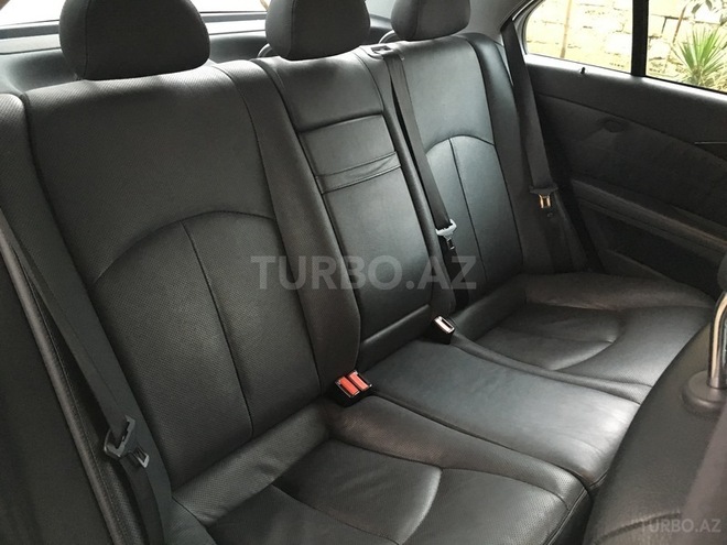 Mercedes E 320 2002, 201,500 km - 3.2 l - Bakı