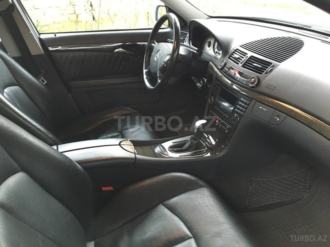 Mercedes E 320 2002, 201,500 km - 3.2 l - Bakı