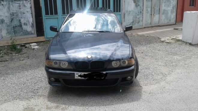 BMW 528 2001, 240,000 km - 2.8 л - Bakı