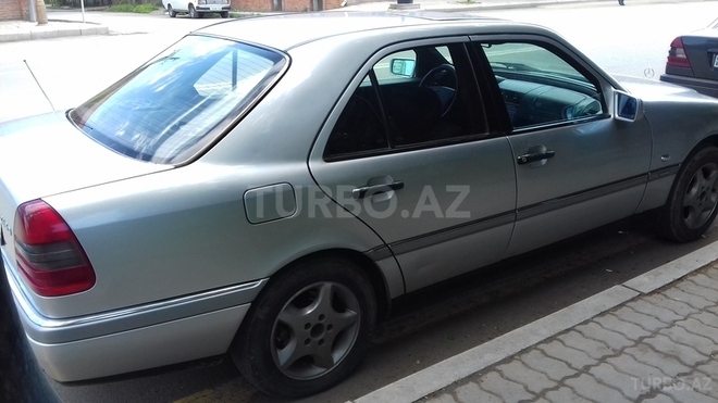 Mercedes C 180 1994, 270,000 km - 1.8 л - Gəncə