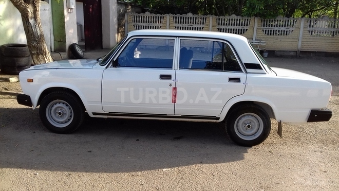 LADA (VAZ) 2107 2005, 109,000 km - 1.6 л - Gəncə
