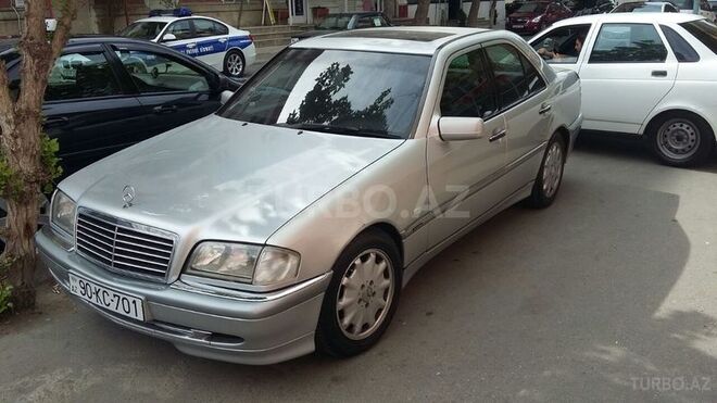 Mercedes C 240 1999, 250,000 km - 2.4 l - Bakı