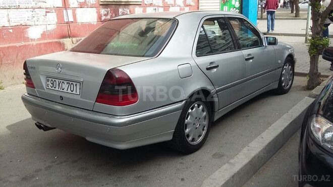 Mercedes C 240 1999, 250,000 km - 2.4 l - Bakı