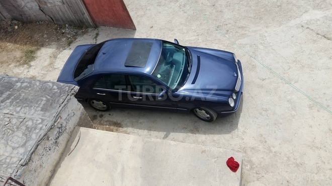 Mercedes E 280 1999, 2,850,000 km - 2.8 l - Bakı