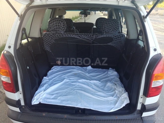 Opel Zafira 2001, 283,000 km - 1.8 л - Xaçmaz