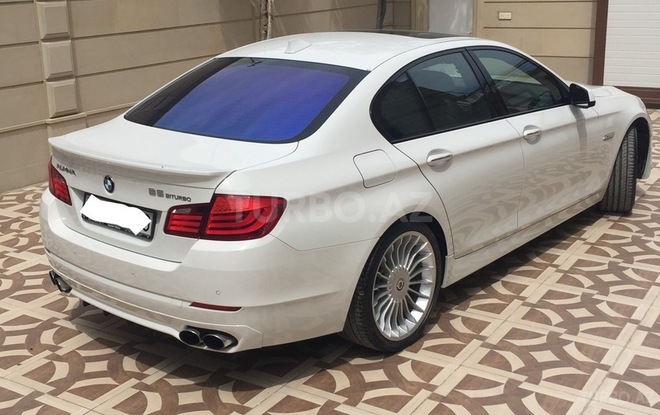 BMW Alpina B5 2011, 27,900 km - 4.4 л - Bakı