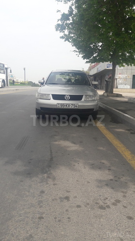 Volkswagen Passat 2000, 211,000 km - 1.8 l - Bakı