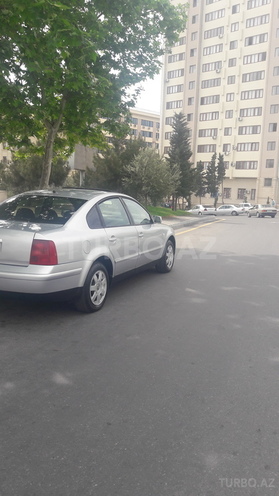 Volkswagen Passat 2000, 211,000 km - 1.8 l - Bakı