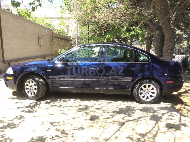 Volkswagen Passat 2002, 111,000 km - 2.0 l - Bakı