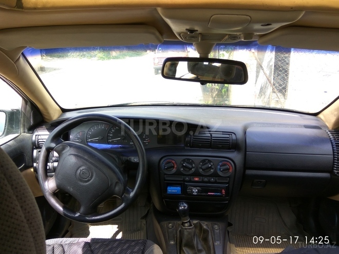 Opel Omega 1995, 200,000 km - 2.0 l - Bakı