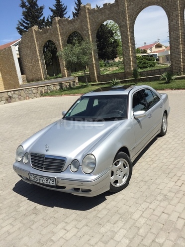 Mercedes E 200 2001, 188,500 km - 2.0 l - Bakı