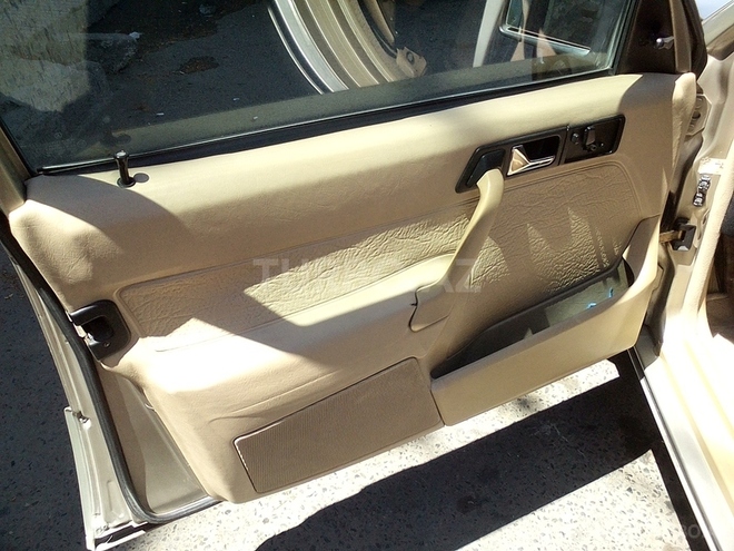 Mercedes 190 1993, 250,000 km - 2.3 l - Bakı