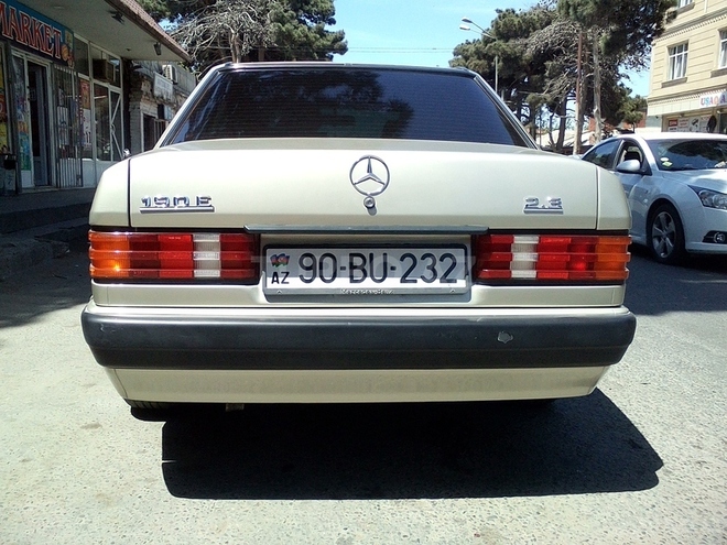 Mercedes 190 1993, 250,000 km - 2.3 l - Bakı