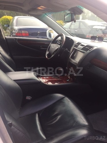 Lexus LS 460 2008, 145,000 km - 4.6 l - Bakı