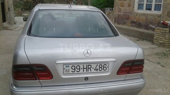 Mercedes E 290 1998, 323,000 km - 2.9 л - Naxçıvan