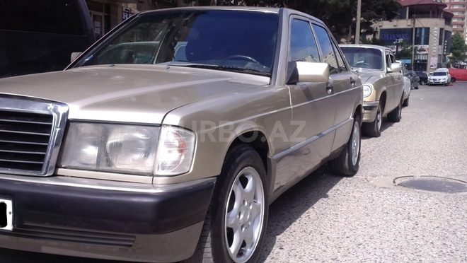 Mercedes 190 1990, 330,000 km - 1.8 l - Bakı