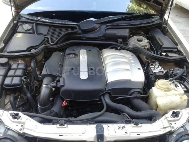 Mercedes E 220 1999, 333,100 km - 2.2 l - Mingəçevir