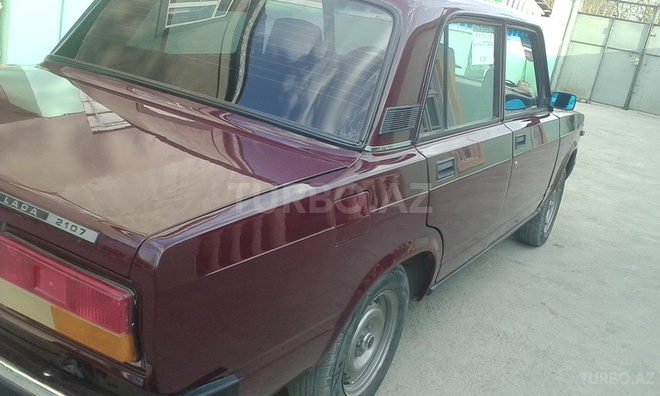 LADA (VAZ) 2107 2007, 256,754 km - 1.6 l - Quba