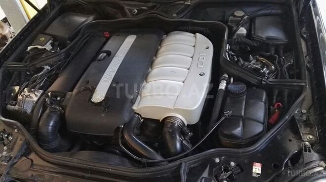 Mercedes E 270 2002, 350,000 km - 2.7 л - Sumqayıt