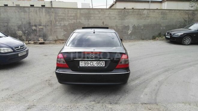 Mercedes E 270 2002, 350,000 km - 2.7 л - Sumqayıt
