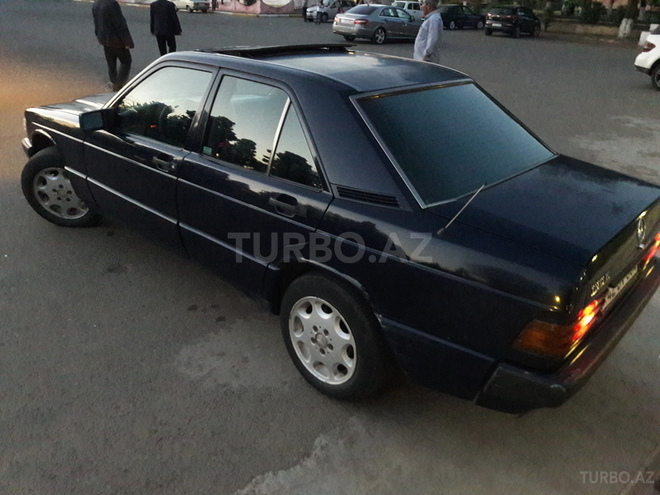 Mercedes 190 1991, 296,000 km - 0.2 l - Lənkəran