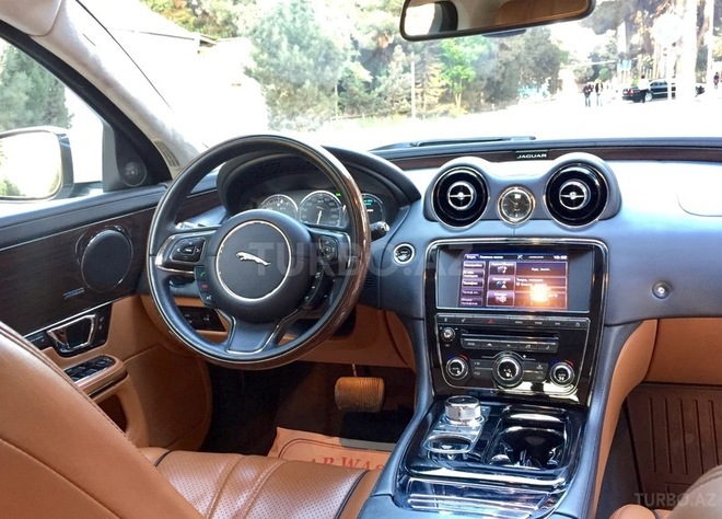 Jaguar  2014, 65,000 km - 3.0 l - Bakı