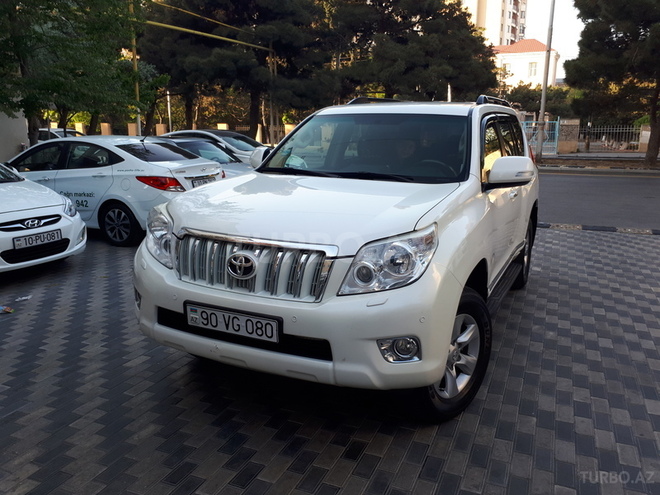 Toyota Prado 2011, 197,000 km - 2.7 л - Bakı