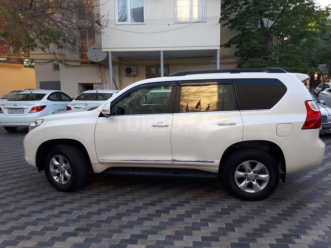 Toyota Prado 2011, 197,000 km - 2.7 л - Bakı
