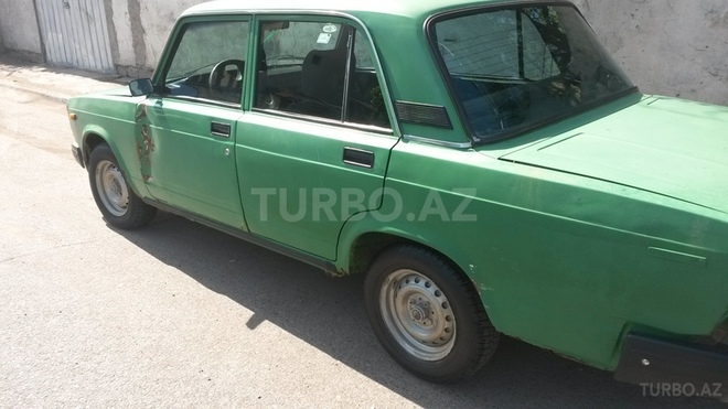 LADA (VAZ) 2105 1983, 400,000 km - 1.6 л - Bakı